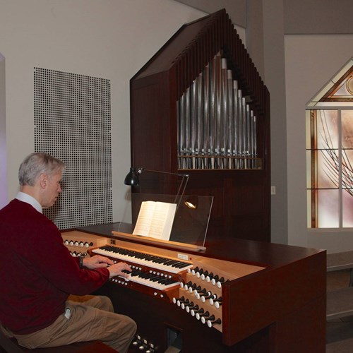 Pat Macoska ’69<br>Donor and architect of the organ in St. Mary’s Chapel image